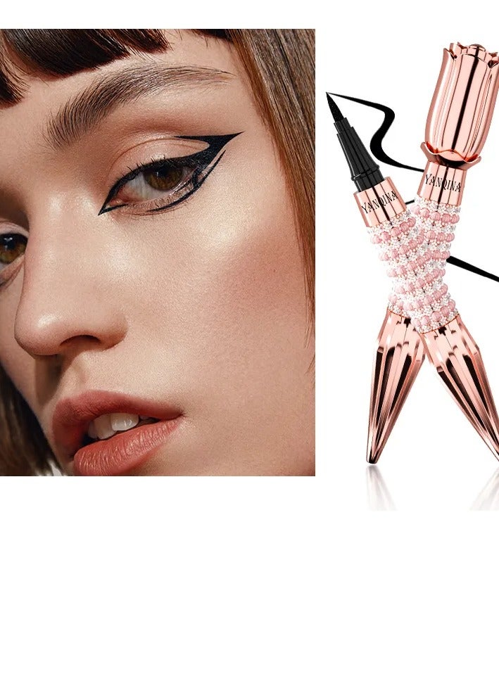 كحل سائل مقاوم للماء |عصا الملكة | قلم كحل سائل | كحل أسود طويل الأمد مقاوم للبقع بتصميم صولجان، مثالي للمبتدئين في مكياج العيون،قطعة أساسية للمواعيد والحفلات (أسود، قطعة واحدة) - Image 4